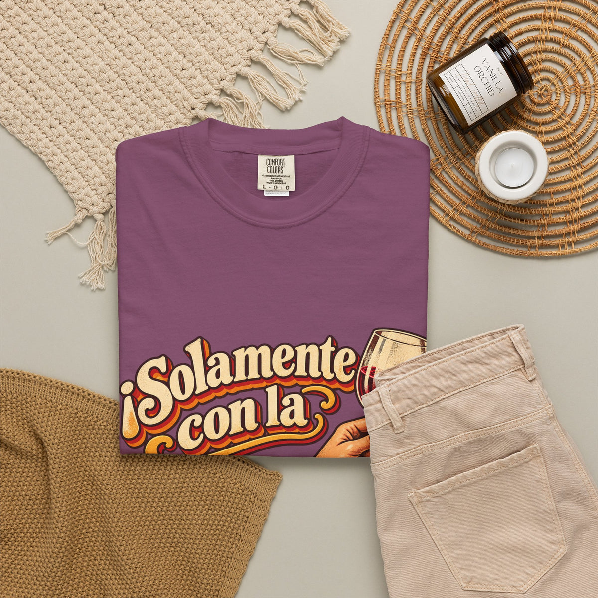 T-Shirt — "¡Solamente con la izquierda!" Wine Lover Graphic Tee