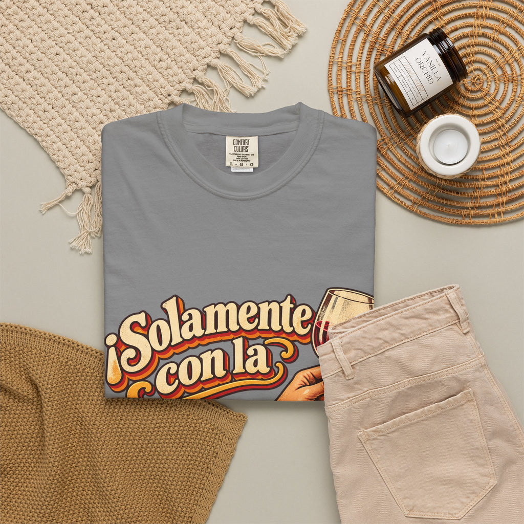 T-Shirt — "¡Solamente con la izquierda!" Wine Lover Graphic Tee