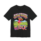 Camiseta de golf — "Nunca subestimes a una dama que juega al golf" Camiseta de golf colorida para mujer