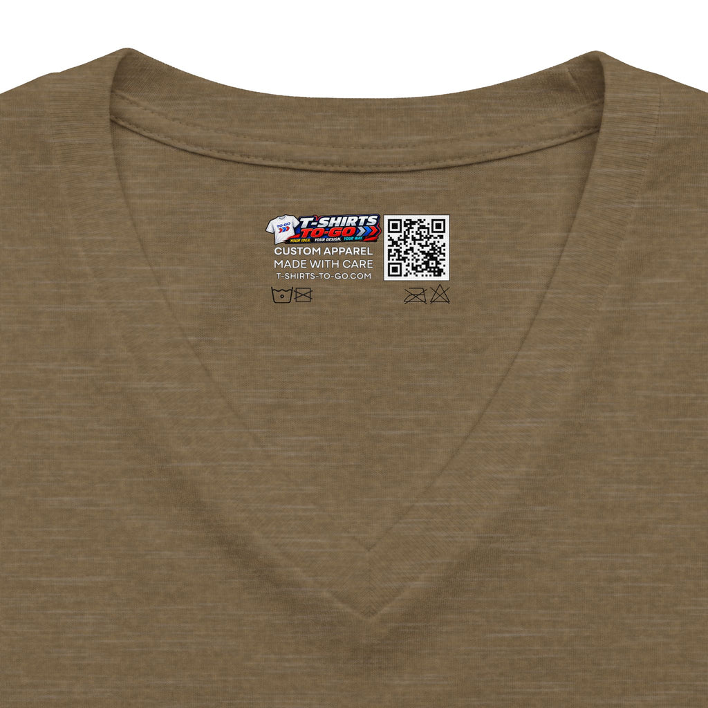 V-Neck T-Shirt — 'De Mi Maíz Ni Un Grano' Tropical Pin-Up Graphic