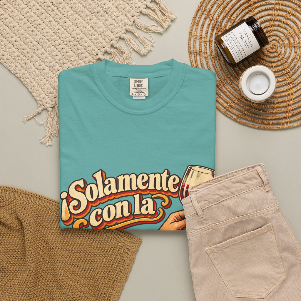 T-Shirt — "¡Solamente con la izquierda!" Wine Lover Graphic Tee