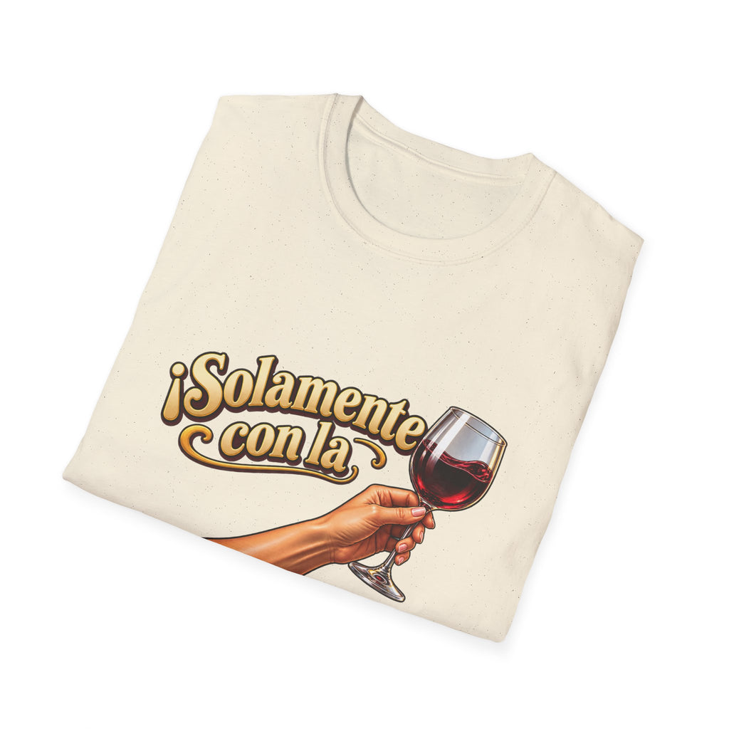T-Shirt — "¡Solamente con la izquierda!" Wine Glass Spanish Graphic Tee